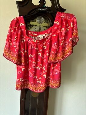 Flying Tomato Bright Pink Floral Off-Shoulder Crop Top